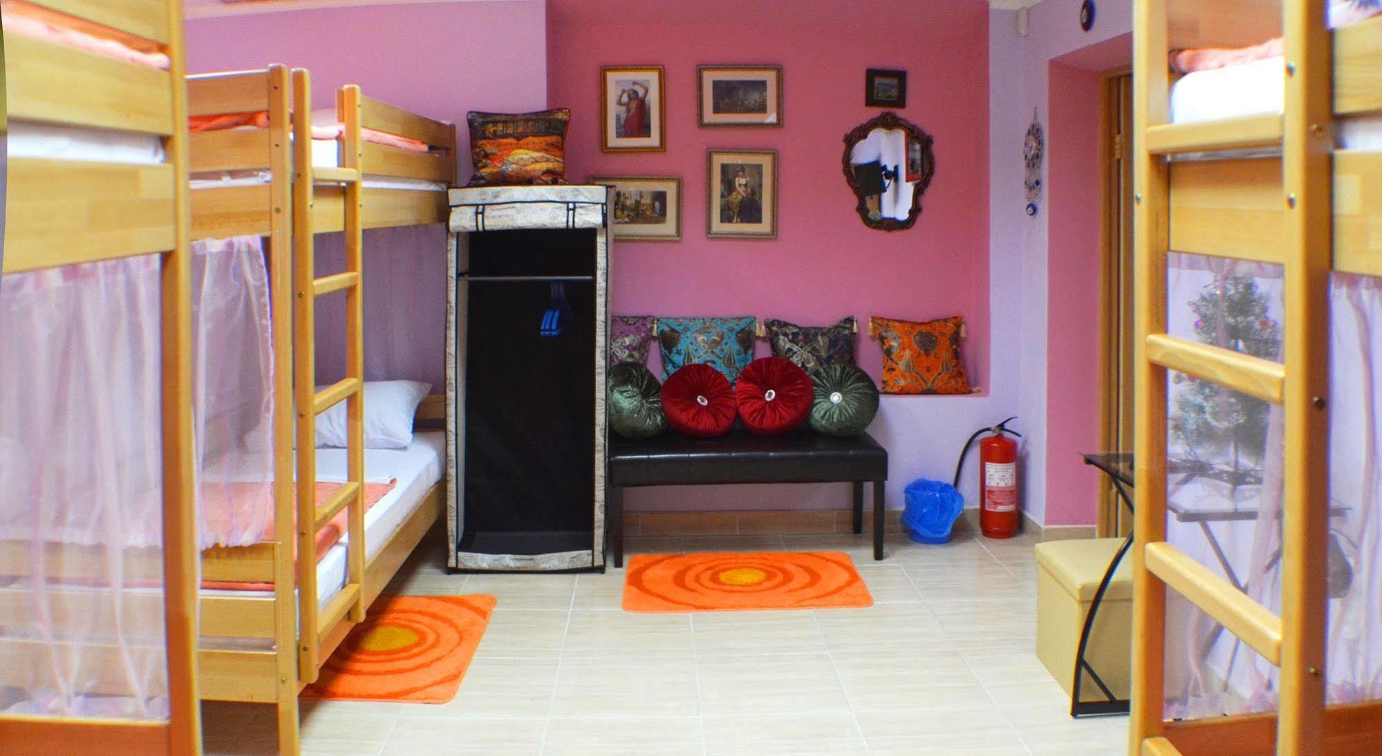 Ballet Hostel Kiev Extérieur photo